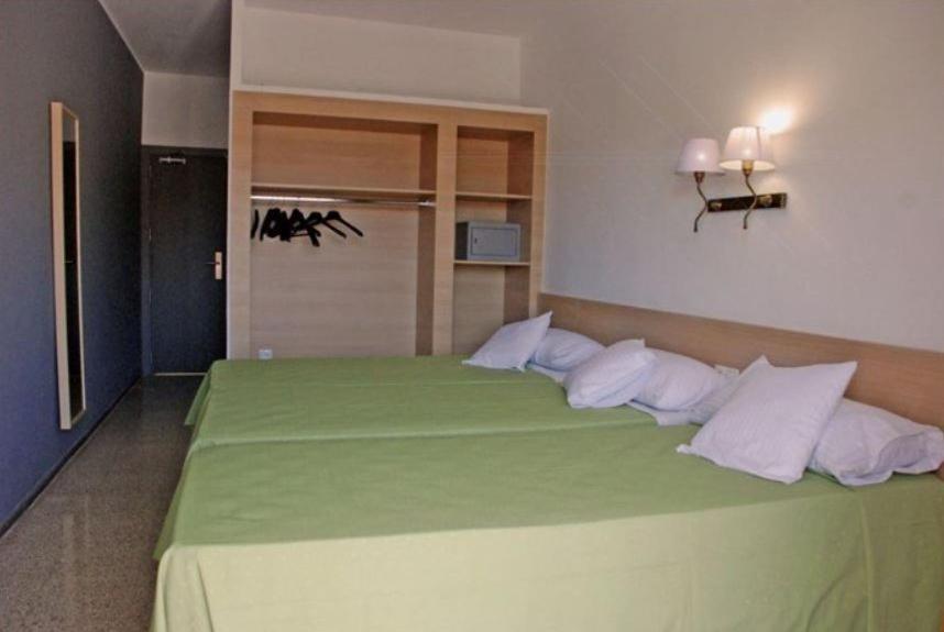 Hotel Armonia Lloret de Mar Bagian luar foto