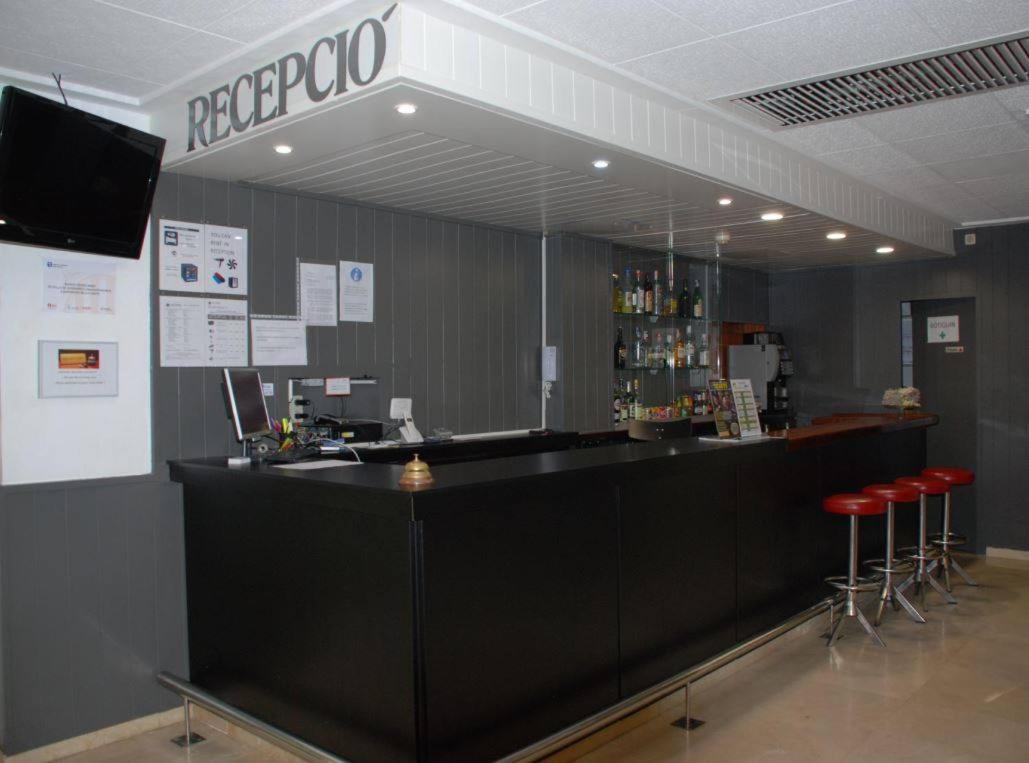 Hotel Armonia Lloret de Mar Bagian luar foto